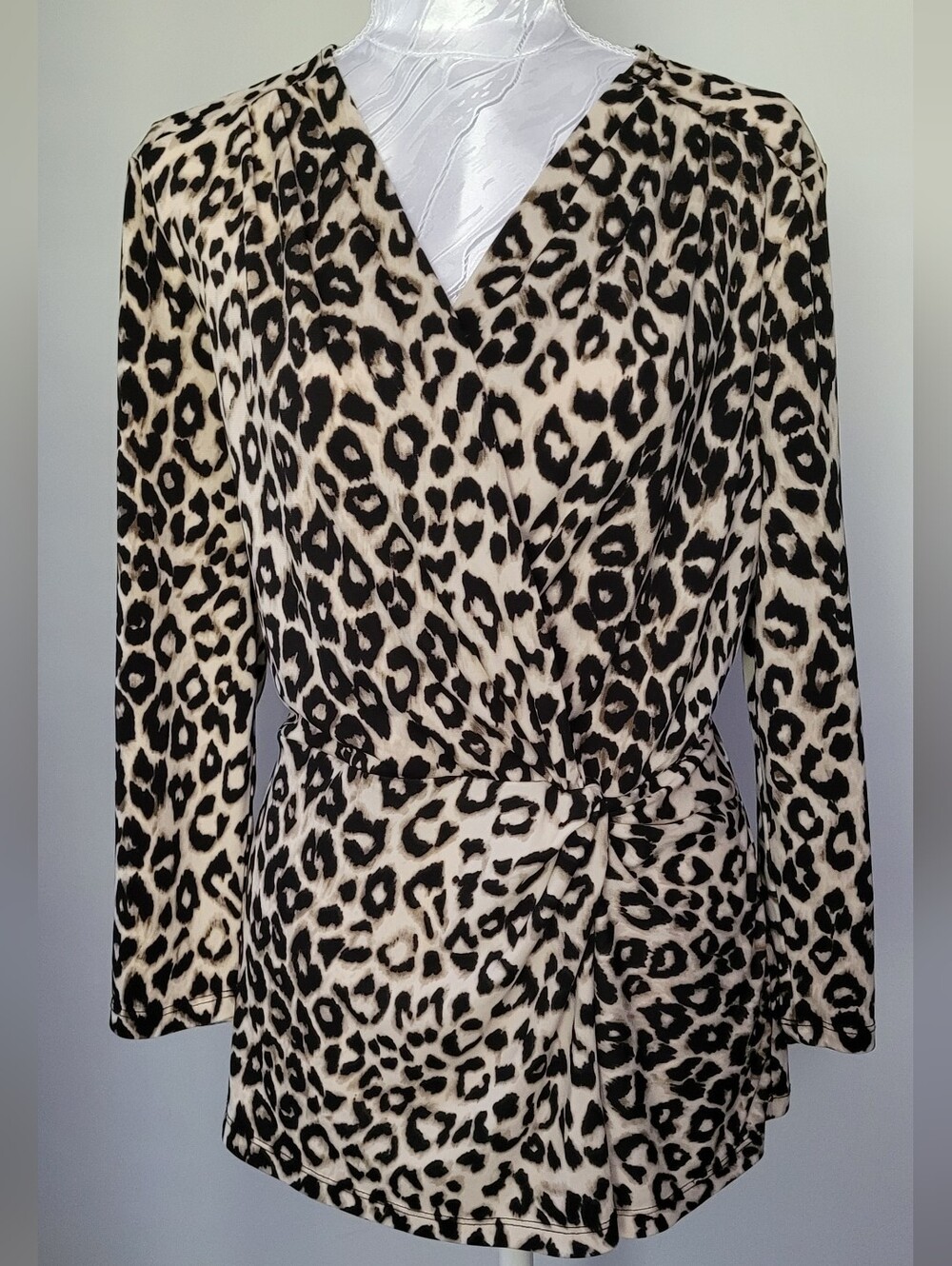 Jones New York Cream and Black Leopard-Print Blouse